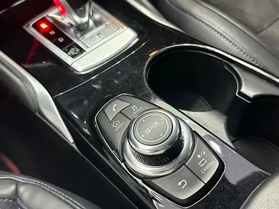 2019 Infiniti Q30 — миниатюра 14