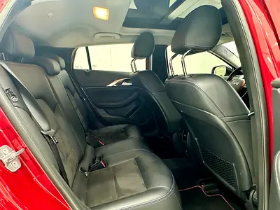 2019 Infiniti Q30 — миниатюра 7