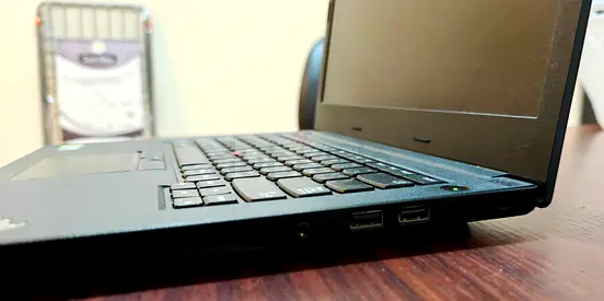 Lenovo Thinkpad Laptop e470-Perfect condition with original charger
