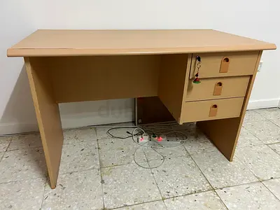 Work/computer table