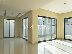 Luxury Living | Close to City Centre | Resale