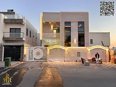 2 Floors + Roof Villa, 5 Master Bedrooms, prime location near Emirates Transit Rd, lowest price on t