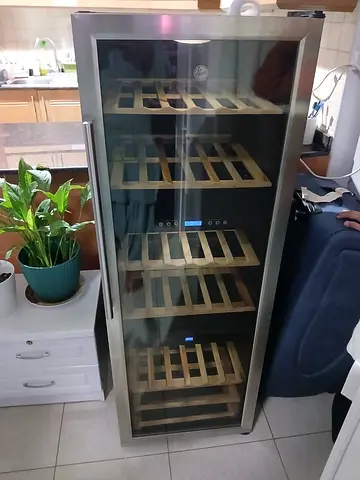 Hoover 72 bottle wine fridge