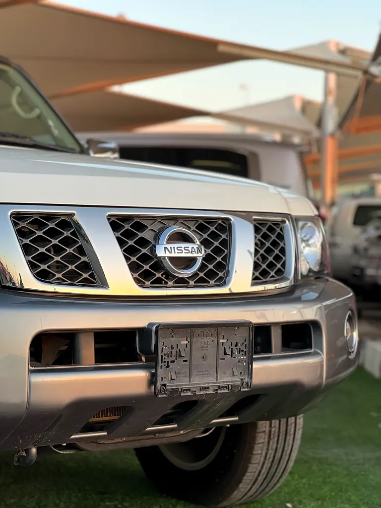 Nissan Patrol Safari 2020 — photo 1 of 17
