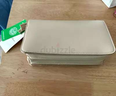 Stylish Cream Bag (with shoulder strap)