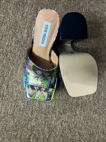 Stylish Steve Madden Floral Heels