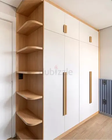 Finishing carpenter and maintenance