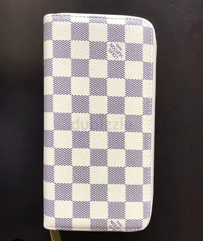 Stylish Checkered Wallet for Sale