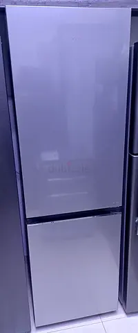 Hitachi bottem mount fridge for sell