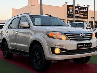 2015 Toyota FORTUNER 缩略图 2