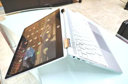 HP TouchScreen x360 Chromebook_Backlit Keyboard + B  O Audio_RAM 8GB _ SSD 64GB_Excelent Condit