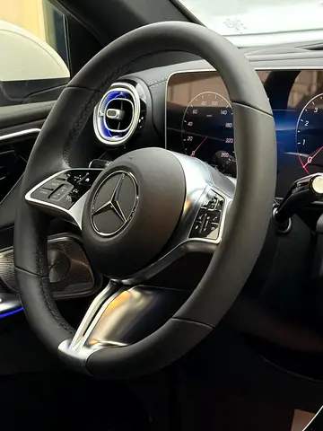 Mercedes-Benz GLC 300, миниатюра 9