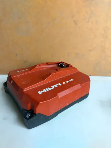 HILTI C8-22 CHARGER