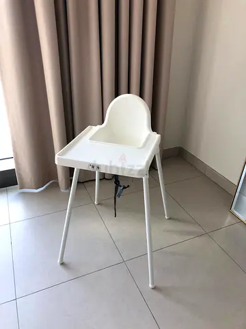 High chair (feeding chair)
