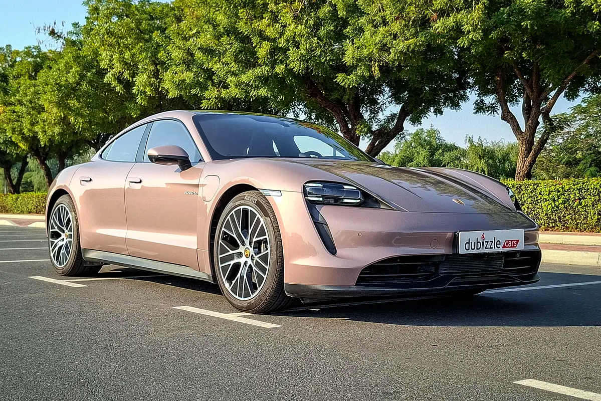Porsche Taycan 2024 — photo 1 of 18