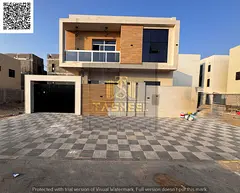 7 rooms with a roof terrace, all registration fees included, directly from the owner. Freehold owner