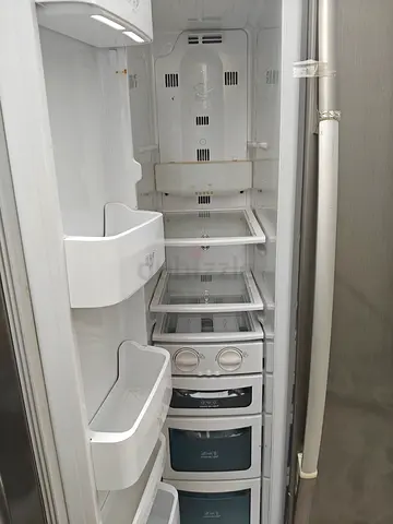 Efficient and Spacious Refrigerator for Sale