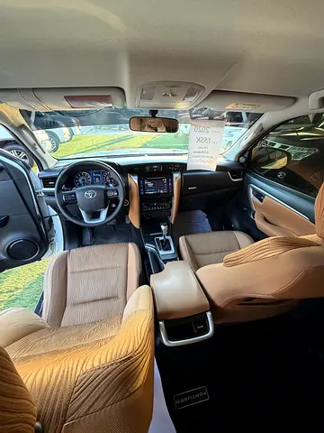 2020 Toyota FORTUNER 照片 8