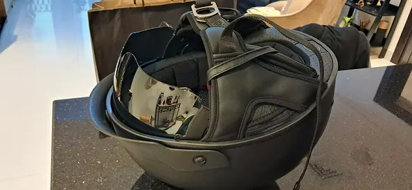 High-Quality Sports Helmet with Visor