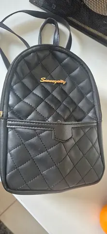 A womans bagشنطه حريمي