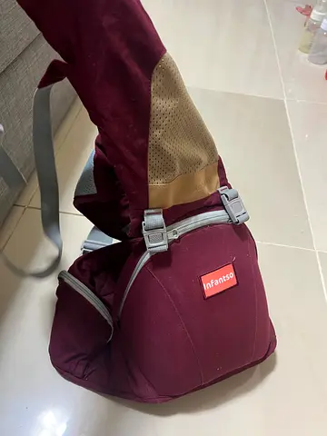 Infantino Baby Carrier in Excellent Condition