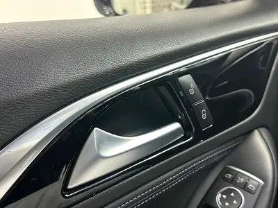 2019 Infiniti Q30 — миниатюра 13