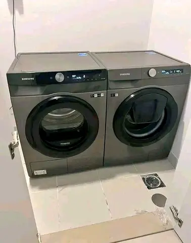 Samsung 9kg washer dryer Separate grey in excellent condition