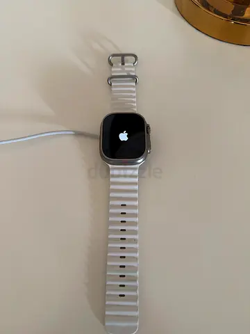 Apple Watch Ultra First Generation – 49mm Titanium