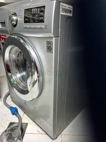 Efficient Grey Washing Machine in Great Condition