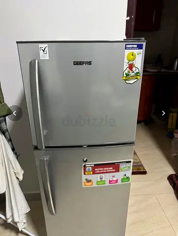 GEEPAS Double Door Refrigerator for Efficient Cooling