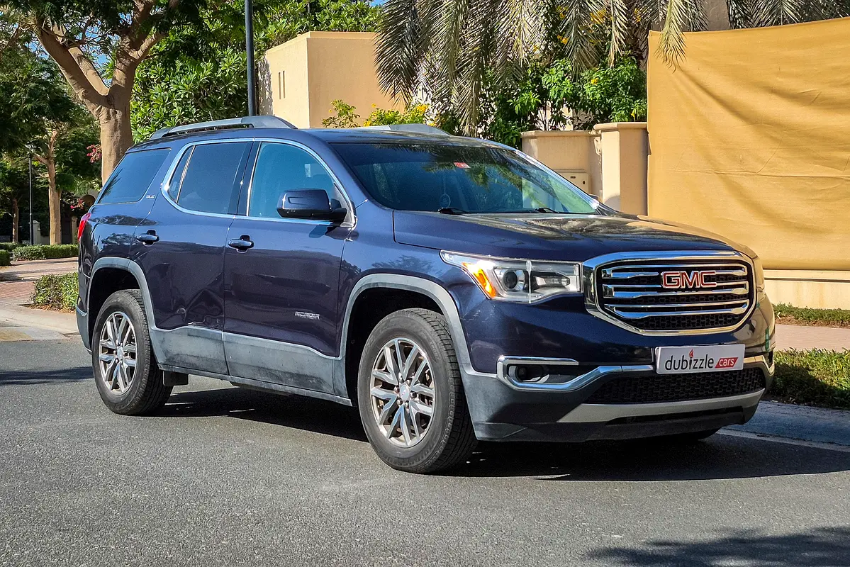 GMC Acadia 2018 — photo 1 of 15