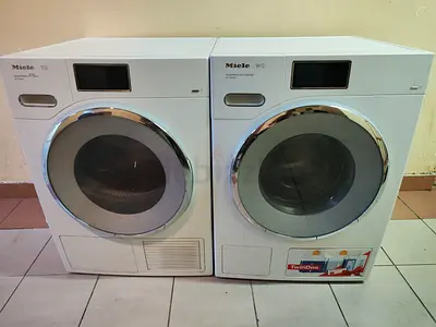 Miele Washer and Dryer 9 kg set touch screen under warranty