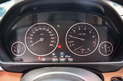 2016 BMW 3-SERIES 缩略图 17