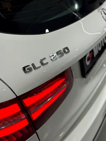 صورة مصغرة 14 لـ 2018 Mercedes-BENZ GLC