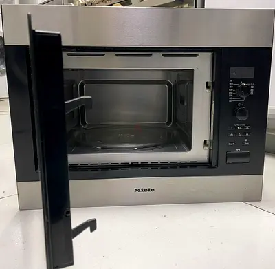 Miele M 8161-2-60 microwave
stainless steel built-in 60cm integrated