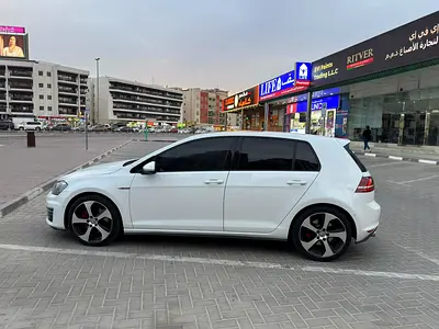 صورة مصغرة 2 لـ 2016 Volkswagen GOLF GTI