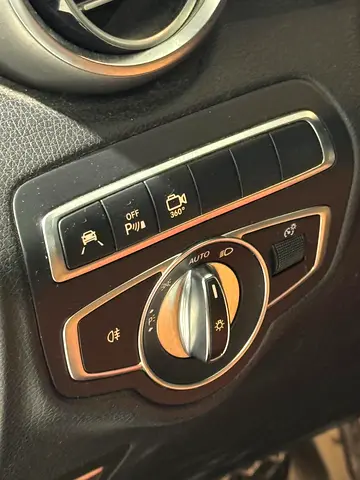 صورة مصغرة 11 لـ 2018 Mercedes-BENZ GLC