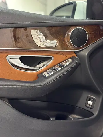 صورة مصغرة 12 لـ 2018 Mercedes-BENZ GLC