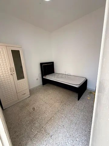 Fully furnished master bedroom available for rent