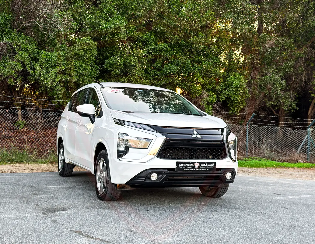 Mitsubishi Xpander 2024 — photo 1 of 19