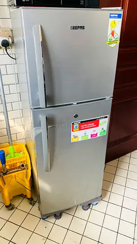 Refrigerator double door 200L