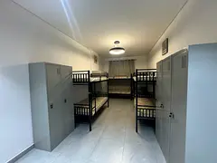 GENTS BED SPACE AVAILABLE NO COMMISSION LOCATION KARAMA