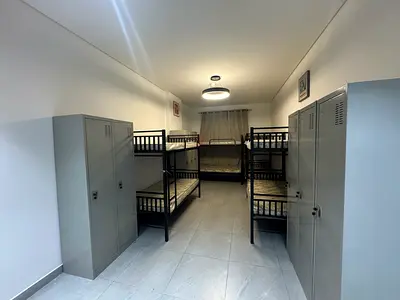 GENTS BED SPACE AVAILABLE NO COMMISSION LOCATION KARAMA