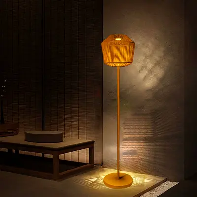 Chic Modern Floor Lamp for Cozy Spaces