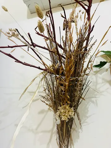 Elegant Dried Floral Wall Decor