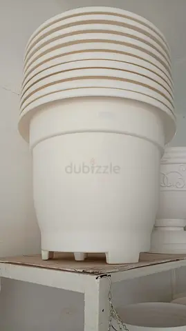 Stylish White Plastic Plant Pot with Drainage