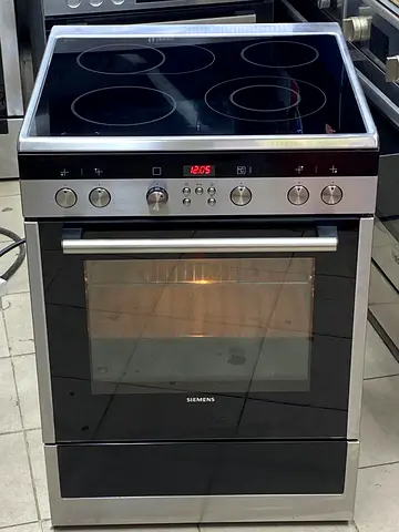 Siemens 60/60cm Electric cooker like new good working new model