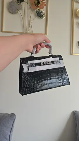Elegant Black Crocodile Effect Kelly mini Handbag