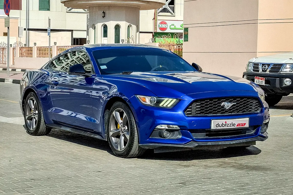 Ford Mustang 2017 — photo 1 of 14