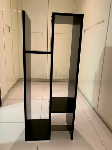 Shelving unit book case